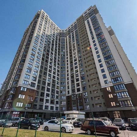 Unik Apart Kiev Bagian luar foto